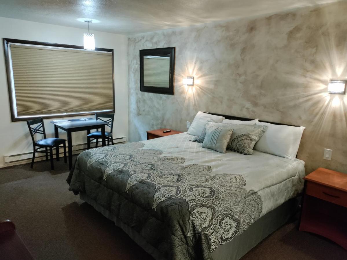 High Desert Inn Salina Ngoại thất bức ảnh